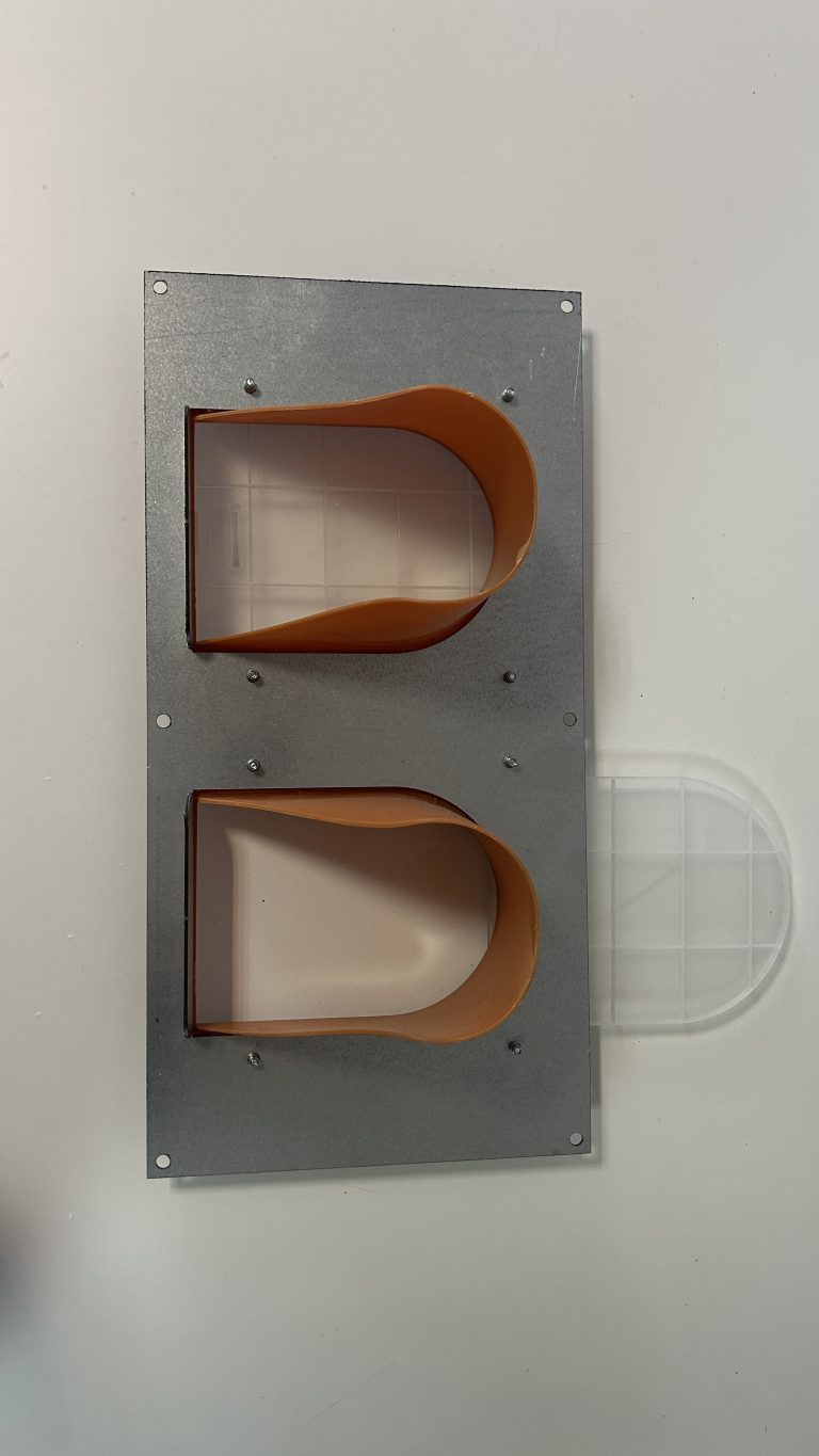 Placa zincata cu 2 intrari si usita din plastic